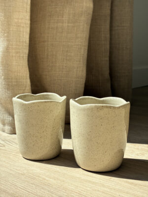Duo de tasse en grès pyrité